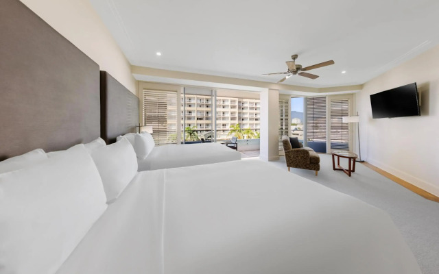 Pullman Reef Hotel Casino