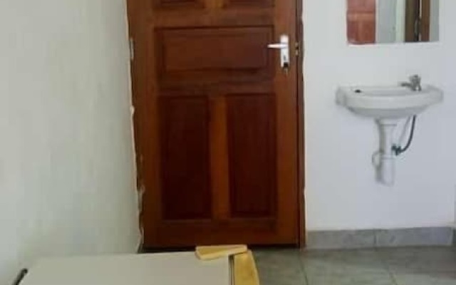 Lux Suites Vee Studio Apartments Bamburi