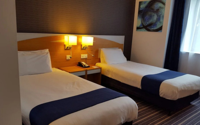 Holiday Inn Express