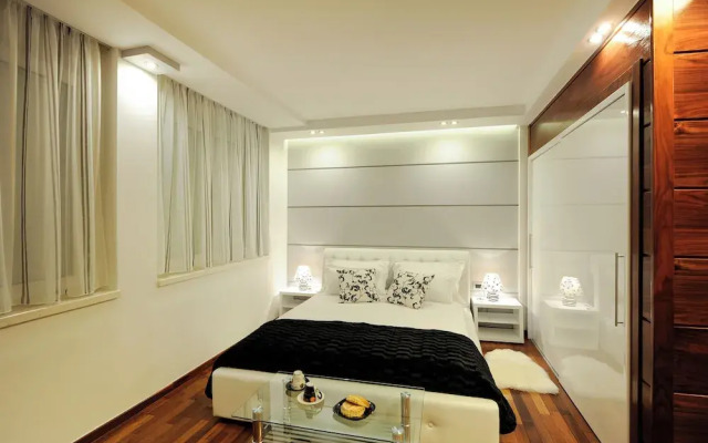 Main street studio and rooms