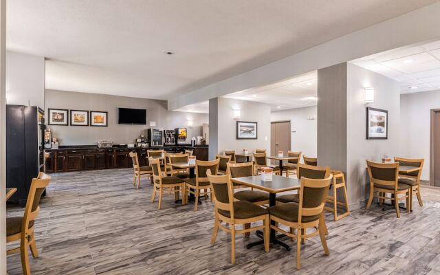 Clarion Inn
