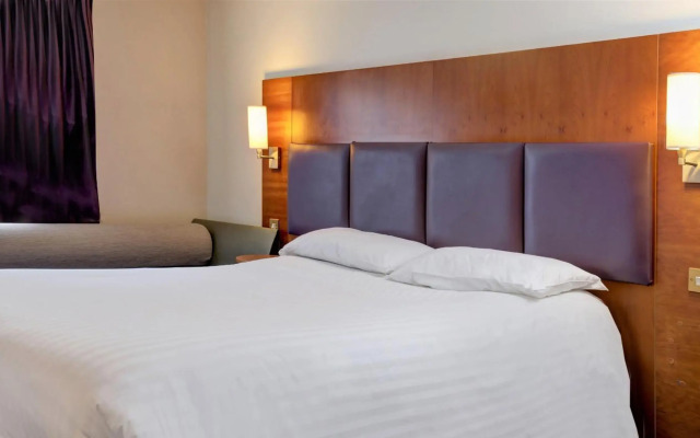 The Milestone Peterborough Hotel, Sure Collection