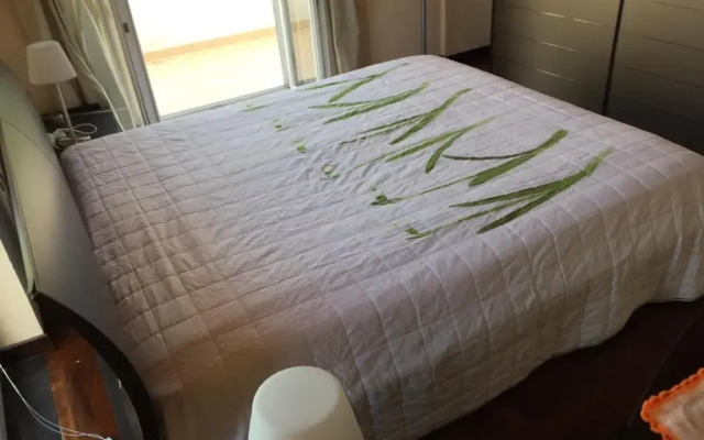 Secret pearl! Amalfi Coast, Pompei & Naples Free parking