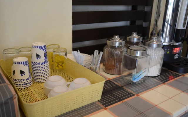 Baan Phor Phan Hotel