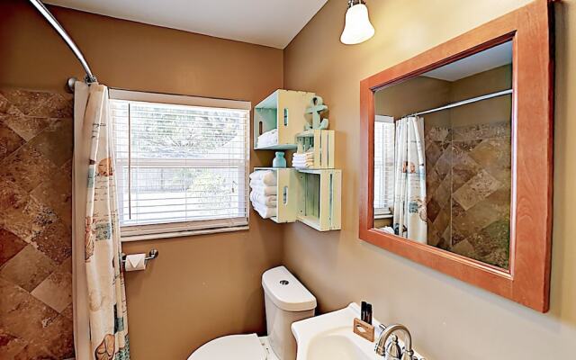 1505 Citrus Street Home by RedAwning