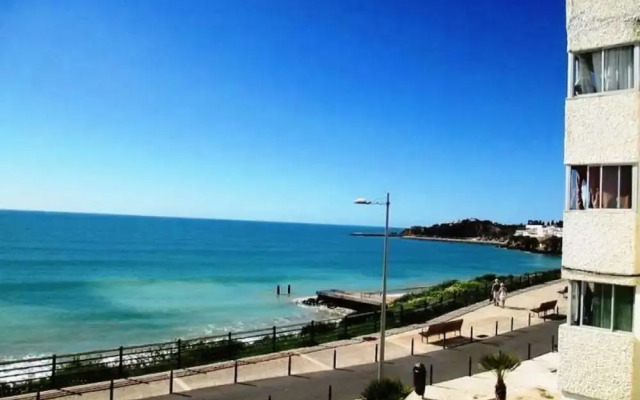 Apartment - 2 Bedrooms with Sea views - 101763