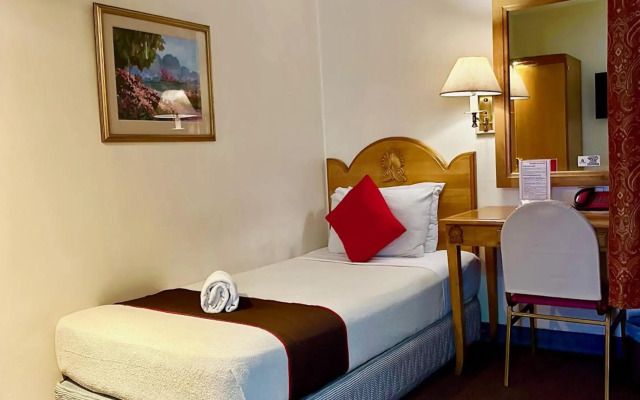 Palladium Suites Hotel
