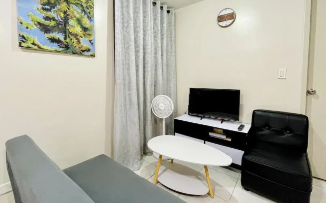 Apartment Sleeps 6 With Netflix