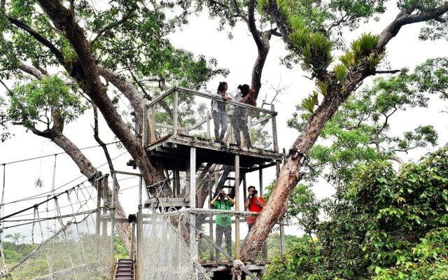ExplorNapo Lodge
