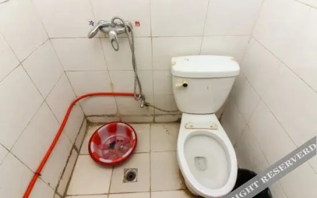 Shunda Hostel