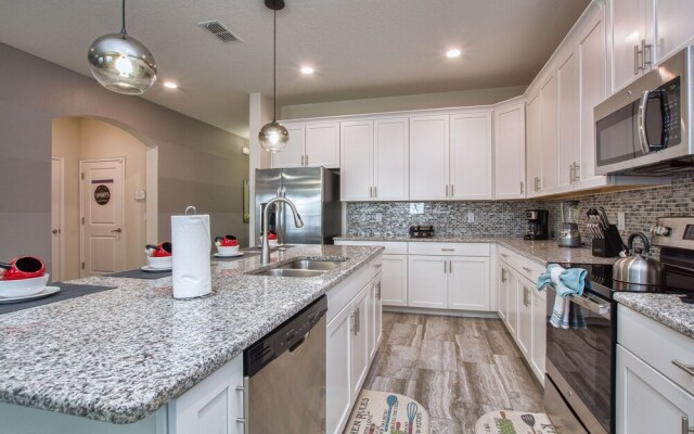 4718 Sleepy Hollow Drive