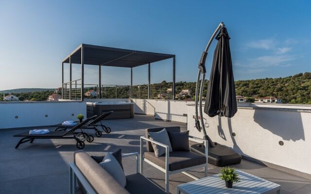 Villa Aria