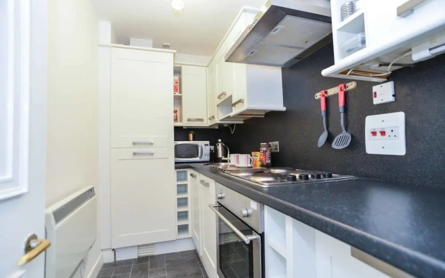 Belmont Street Apartment