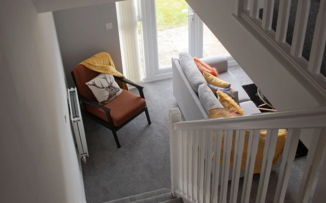 Cosy 2-bed House in Nottingham
