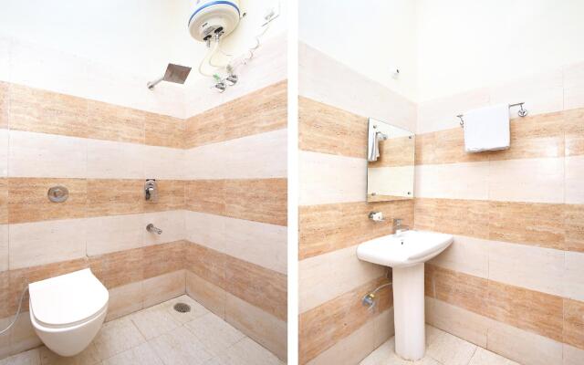 OYO 22332 Hotel Zs