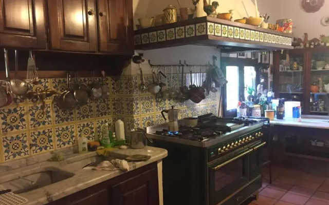 Centro Trekking A Cavallo Monte Brugiana