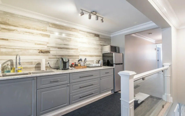 Somerset Lakeside Resort