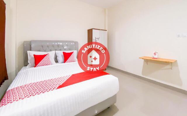 OYO 3092 Falah Residence Syariah