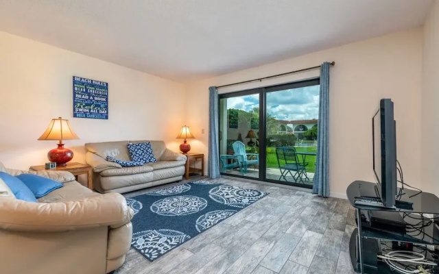 Ocean Club I 36 by Vtrips