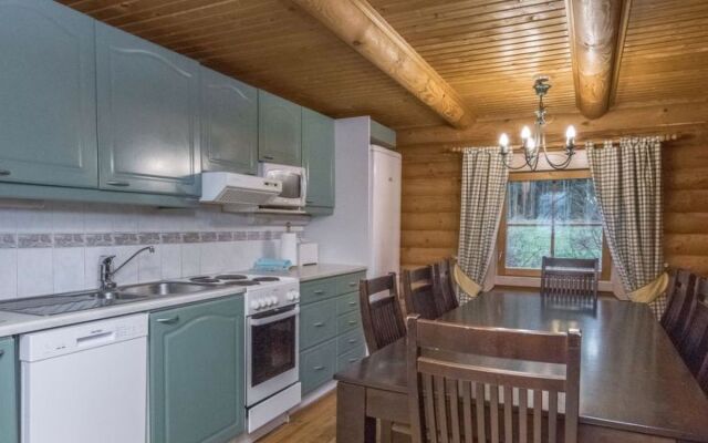 Holiday Home Oravanpesä