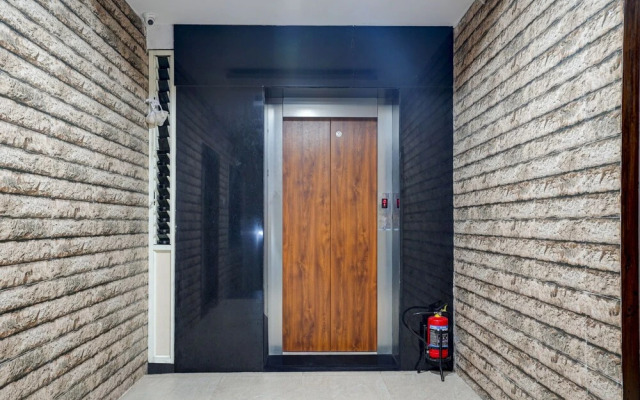 Itsy By Treebo - RR Towers By CJ