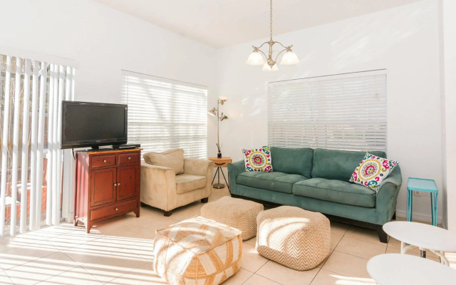 5Br 3Bath Private Townhome 13min Disney 1496ft