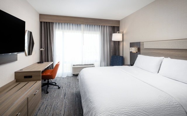 Holiday Inn Express & Suites Nampa - Idaho Center by IHG