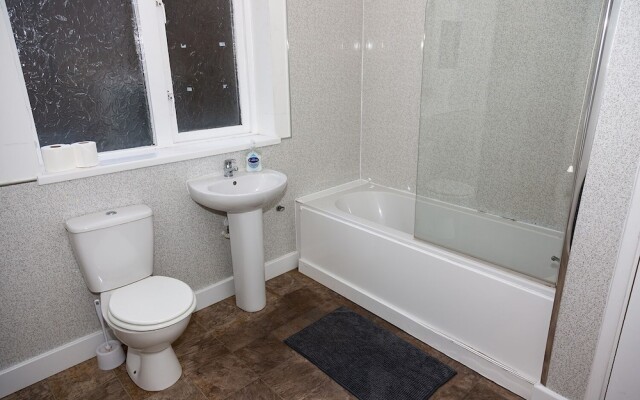 Alexander Apartments Central