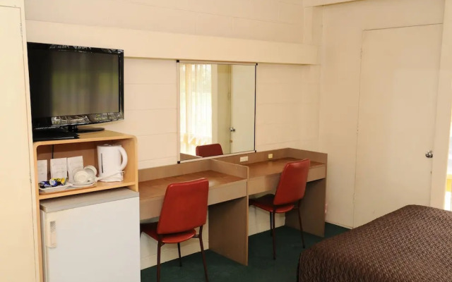 The Peninsula Motor Inn
