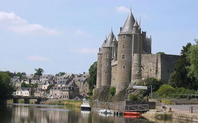 Josselin Church View .