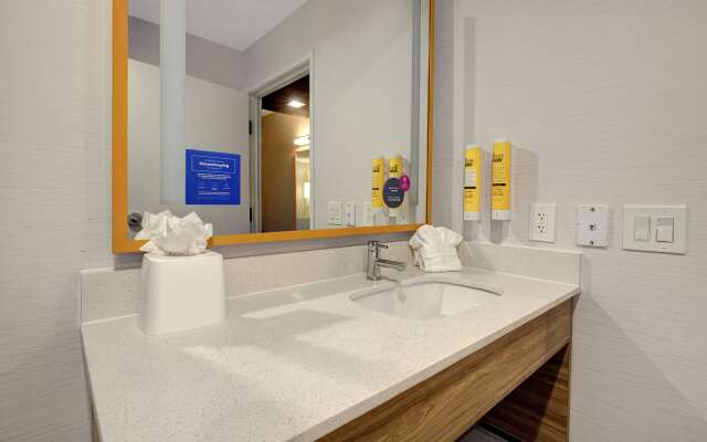 TRU BY Hilton Galveston