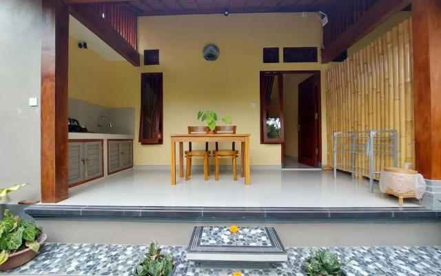 Bali Asli Guest House by EPS