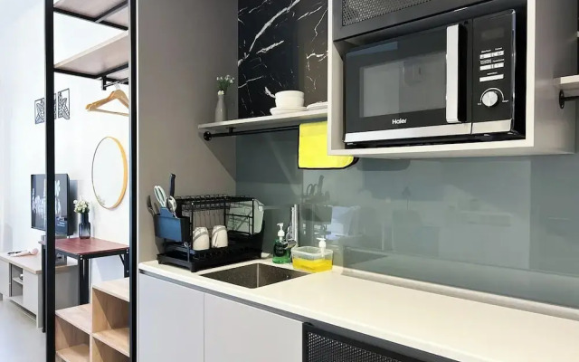 Mossaz by Manhattan Group