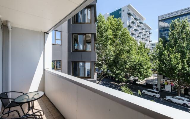 Toodles This Cbd Apartment Is Ready To Delight