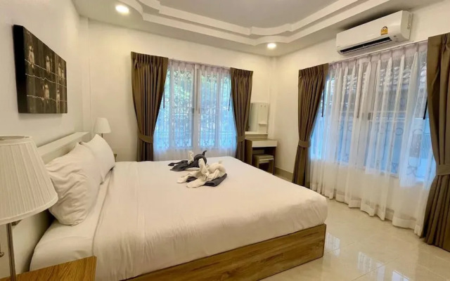 Valley 40 - 2 bdr Private Villa Near Phuket Town