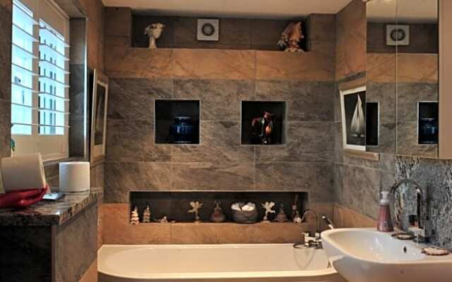 Edgecliff Boutique B&B