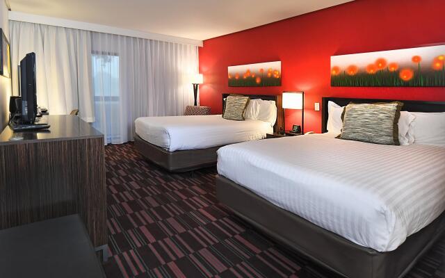 Holiday Inn Irving Las Colinas by IHG