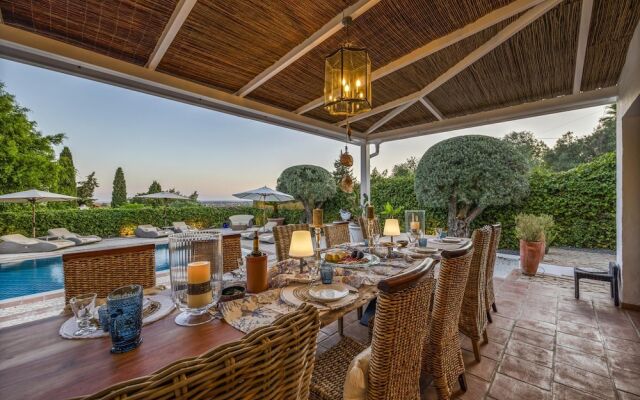 Seaview Countryside Charm Villa Almancil