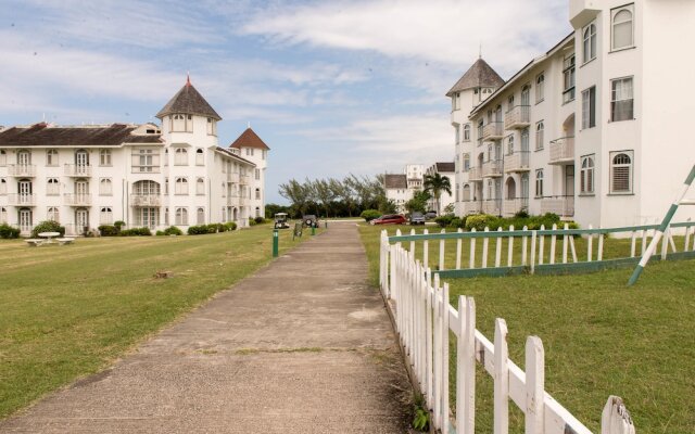 Crystal Beach Apartment at Seacastles