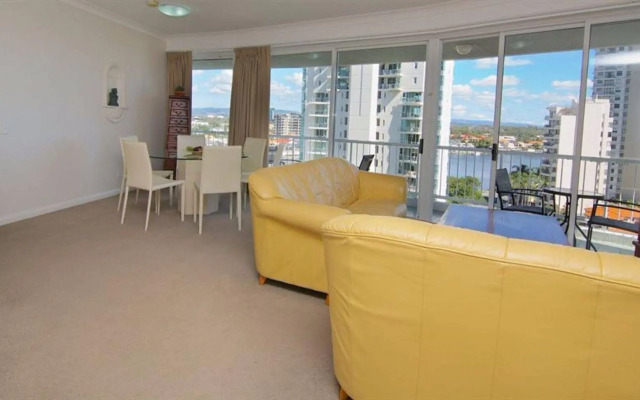 Surfers Mayfair Apartments