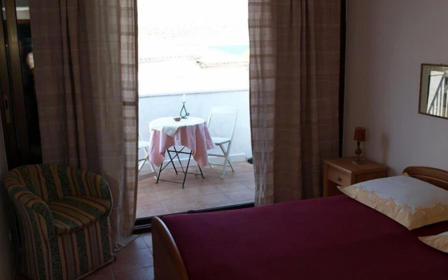 Željka - 25m From the Beach - A1