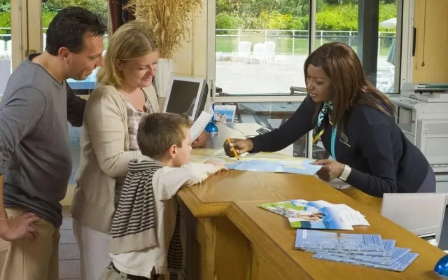 Traditional Apartment With Balcony or Terrace in Deauville