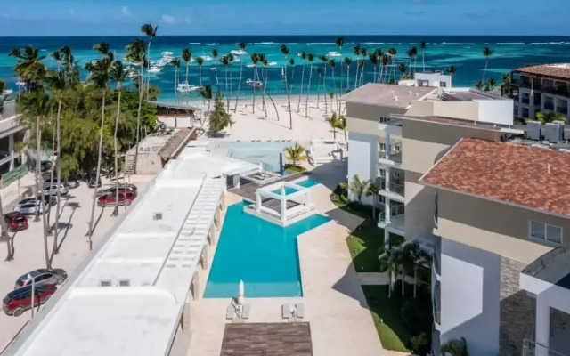 Beauty Apartment From Steps To The Beach F41