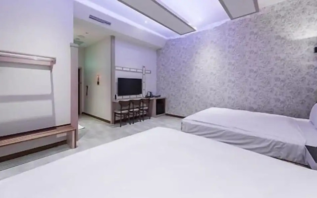 Wind Hotel