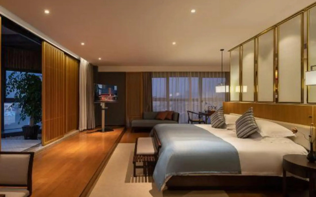 Zhuji Hotel