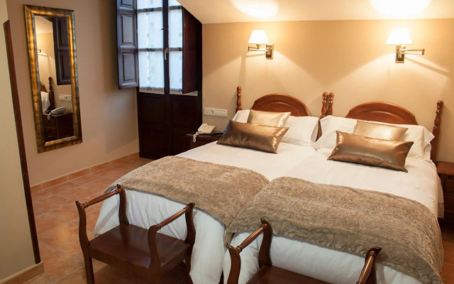 Hotel Entremontes
