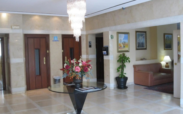 Ona Marbella Inn