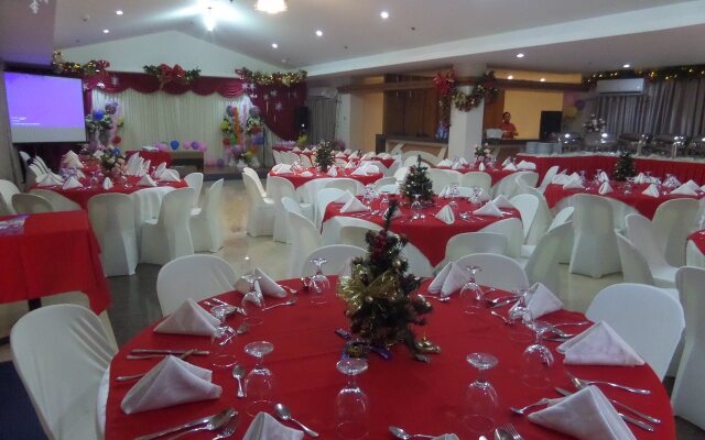 Royal Suites Condotel