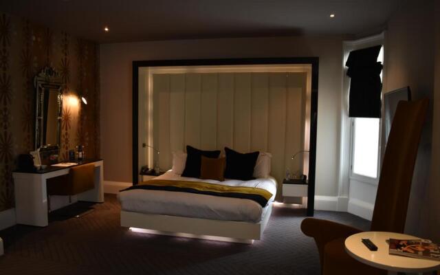 The Rutland Hotel & Apartments