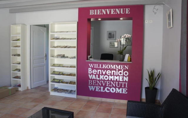 Hôtel Résidence Les Peupliers